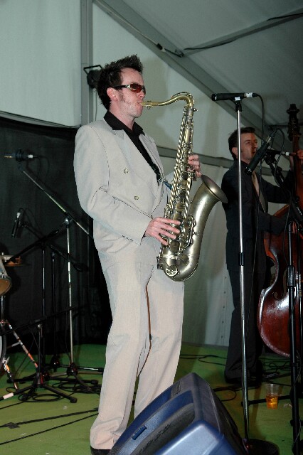 min 2008 05 04 retro rhythm 301